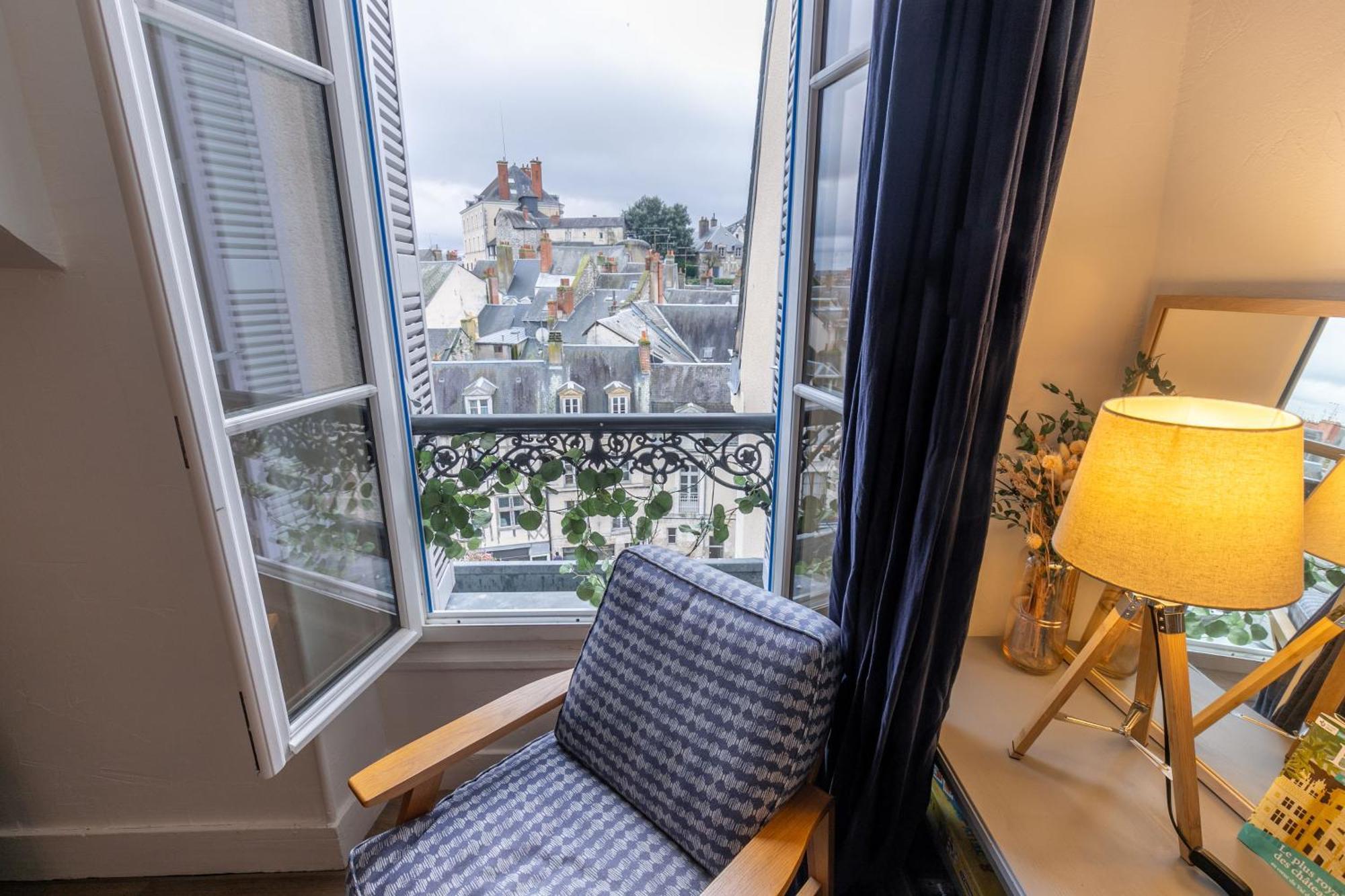 ☆ Sur les toits de Blois ☆ T2 avec vue Château Exterior foto