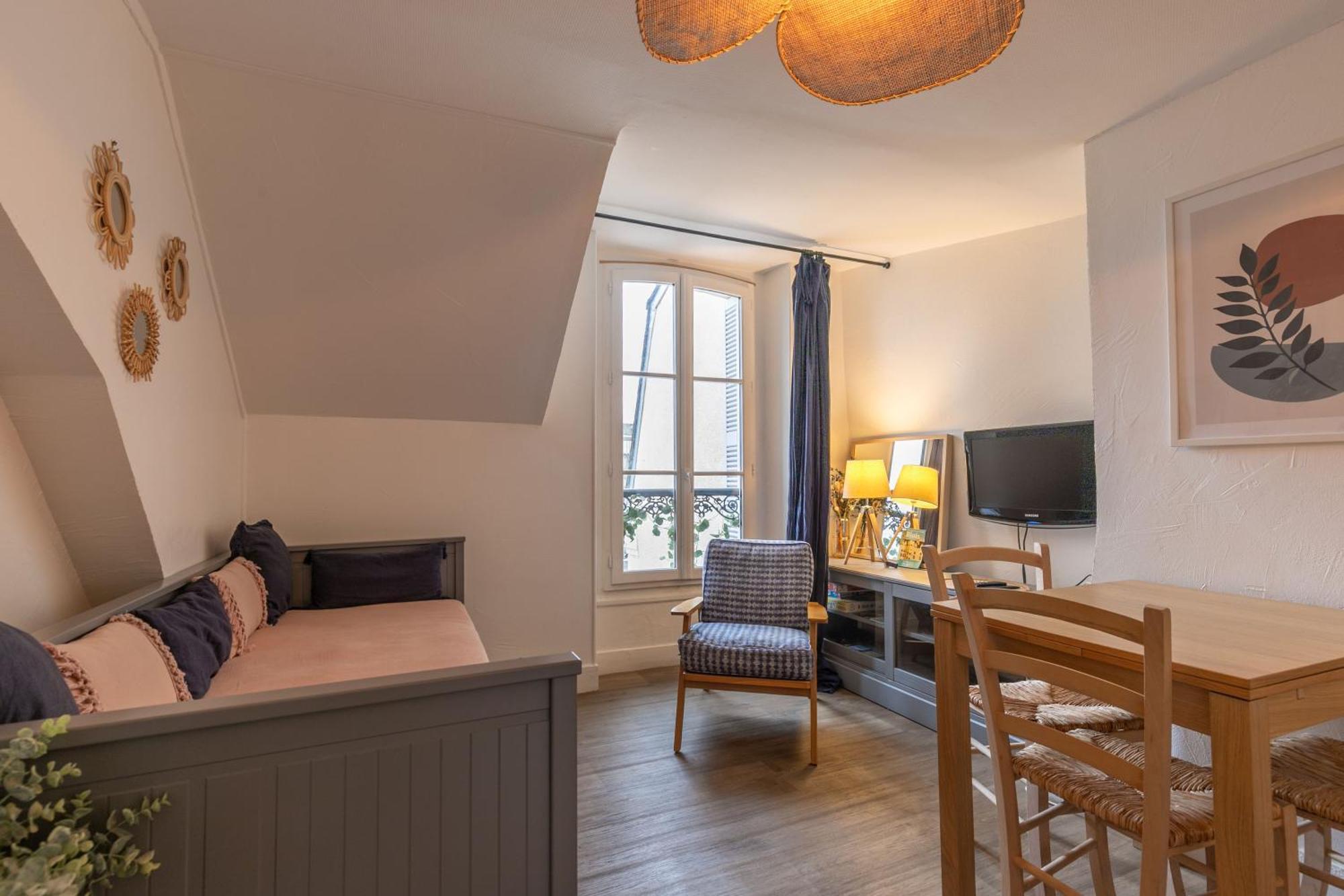 ☆ Sur les toits de Blois ☆ T2 avec vue Château Exterior foto